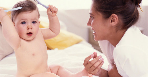 Hogyan kezelje a szülés utáni hajhullást?